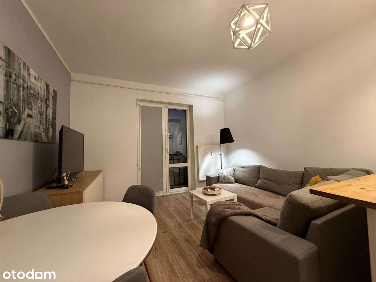 Centrum miasta 3 pokoje, szybkie wydanie.-8