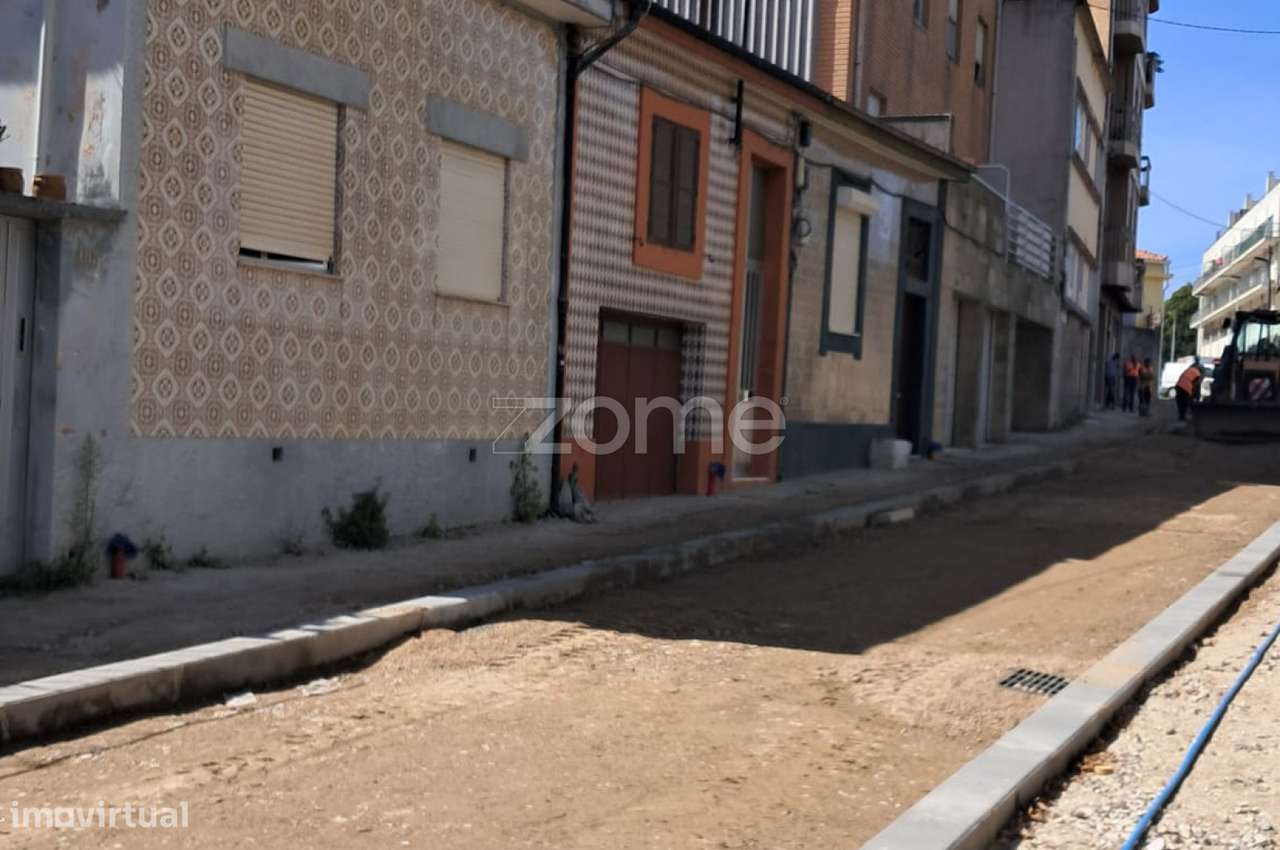 Moradia para recuperar em Ramalde - Grande imagem: 2/22