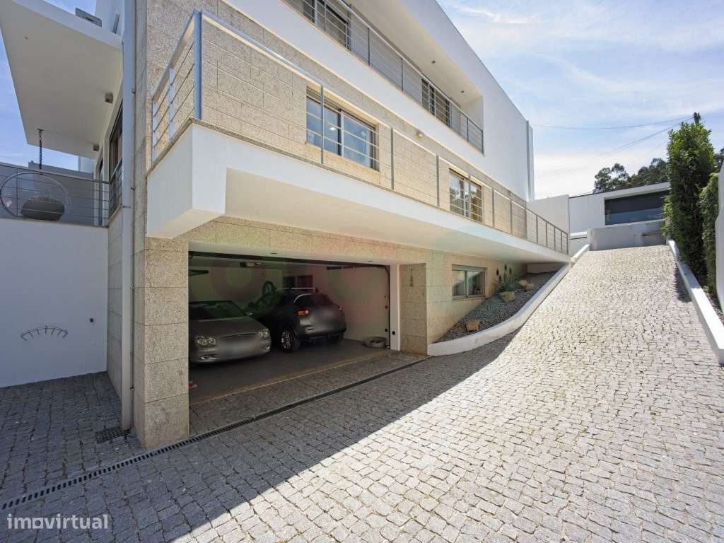 Moradia T3 em Vale S. Cosme- Piscina e jardim privativo-45