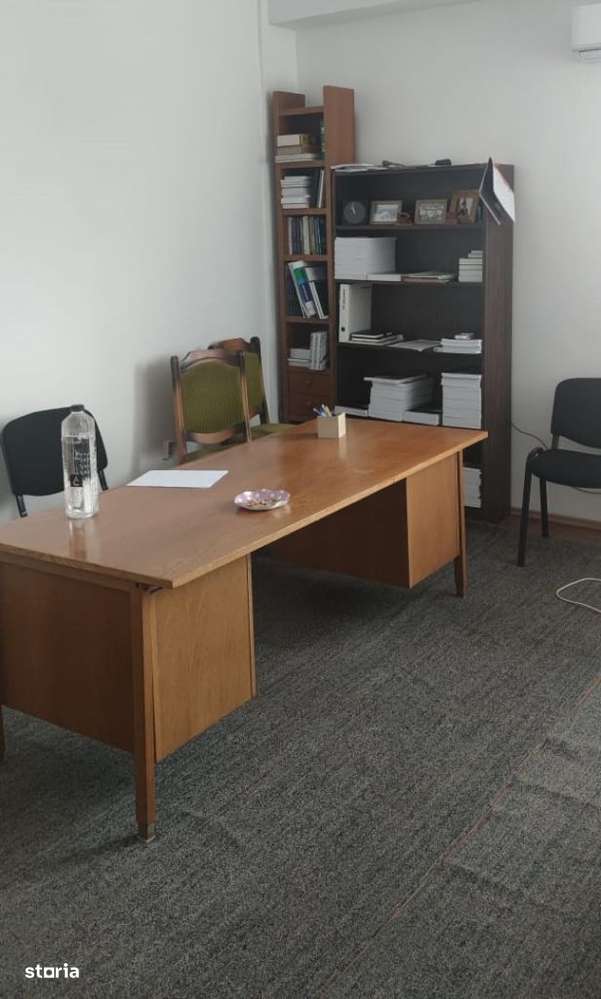 Cladire de birouri situata in zona centrala din ORADEA-2