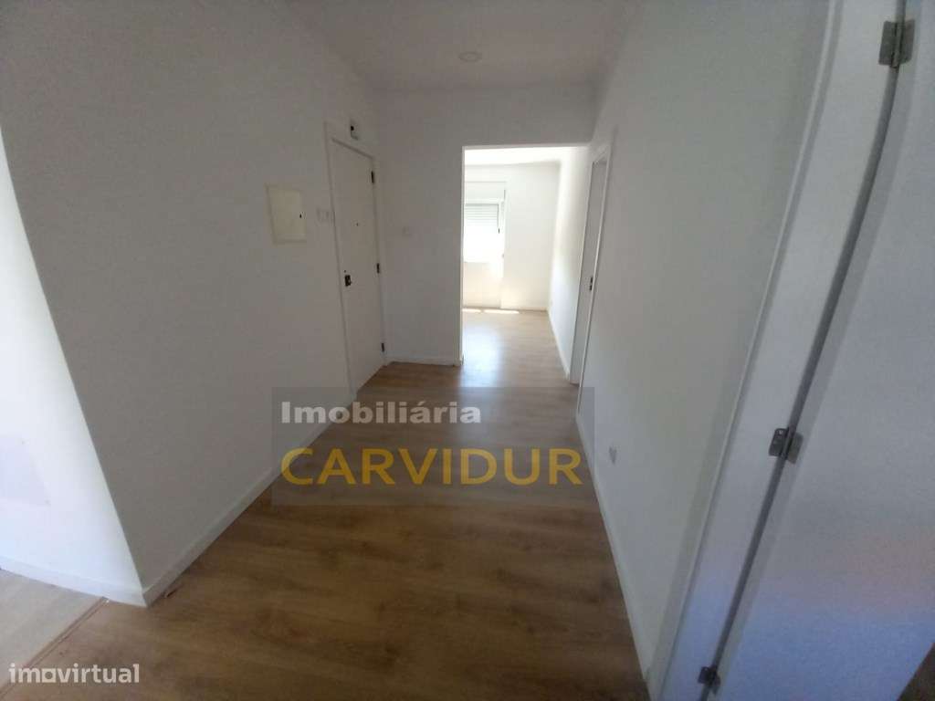 Barreiro Vila-Chã T2 totalmente remodelado-16