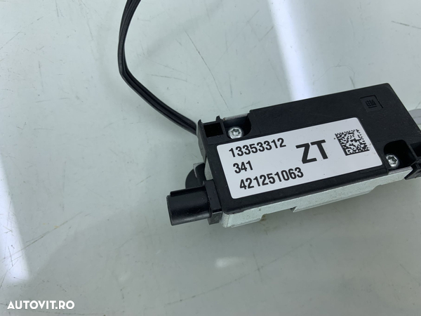 Amplificator antena Opel ASTRA J A17DTR 2010-2015  GM 13353312 - 3