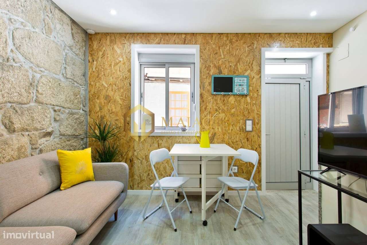 Moradia T1 Duplex Remodelada para Arrendamento em Cedofeita - Grande imagem: 2/12