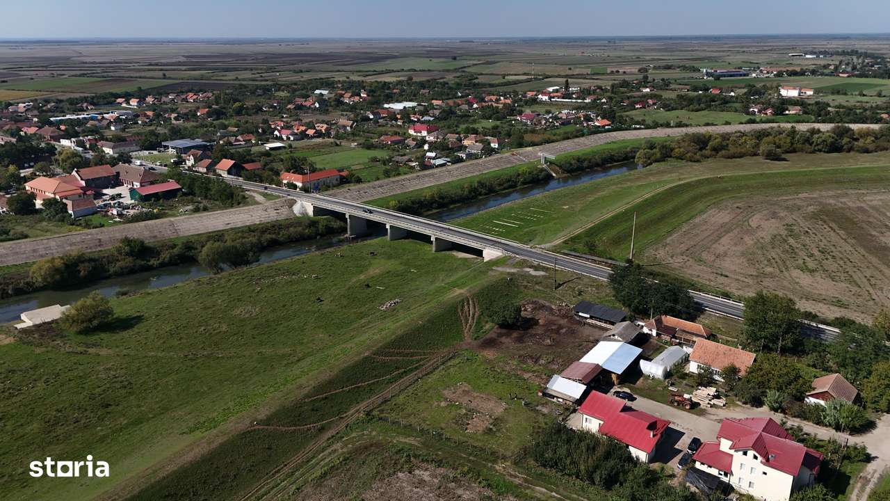 Teren intravilan în Zerind - Imagine principală: 3/15