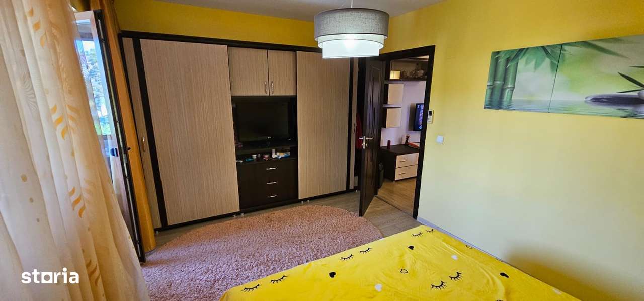 3 camere zona Letea Bloc Nou-2