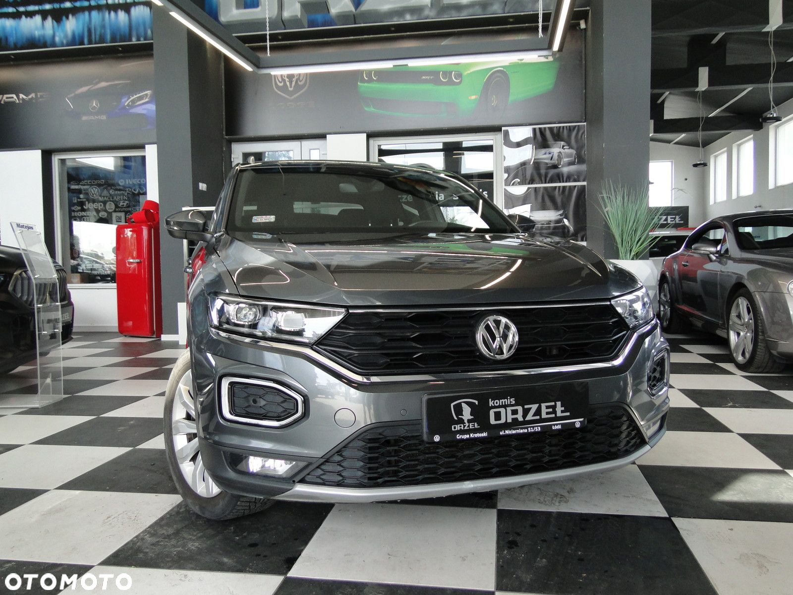 Volkswagen T-Roc - 3