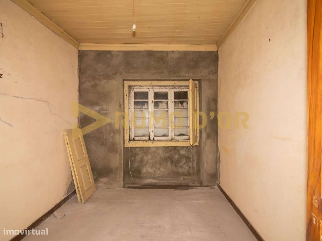 Moradia T3 para Recuperar na Atalaia - Excelente Oportunidade de In... - Grande imagem: 5/21