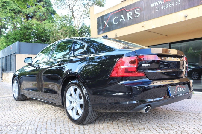 Volvo S90 2.0 D4 Momentum Plus Geartronic - 6