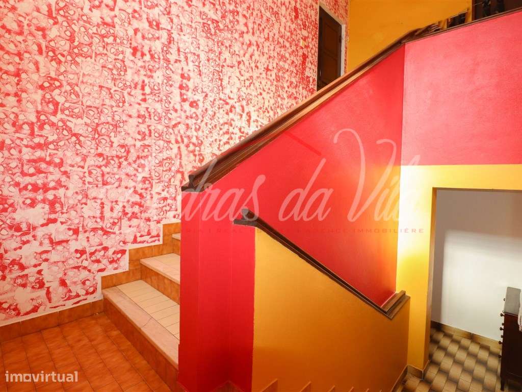 Excelente moradia T5 com anexo, quintal e garagem - Vila Nova de Mi...-26