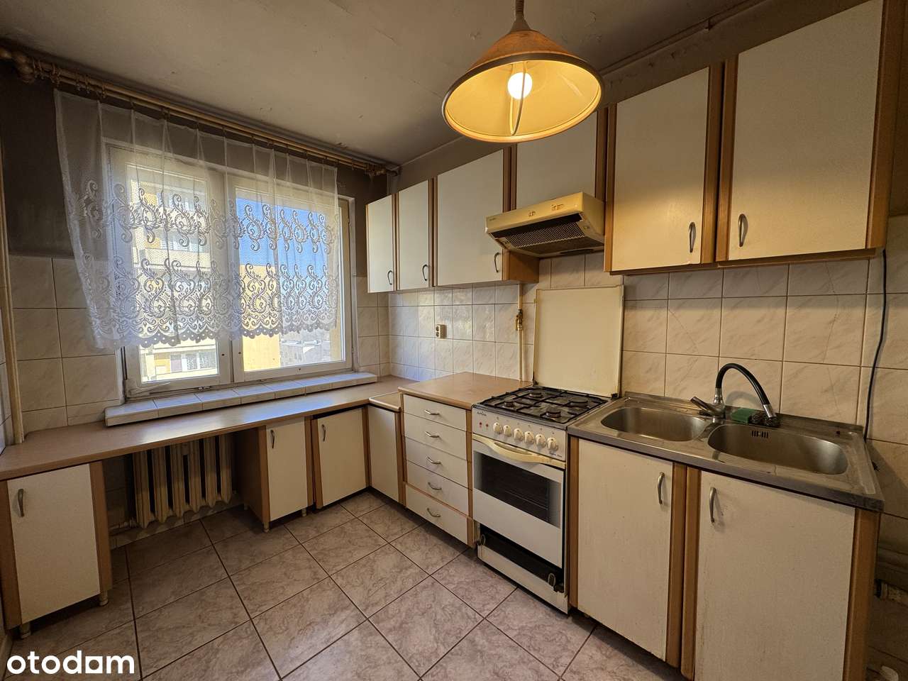 Mieszkanie 2-pokojowe z balkonem do remontu-10