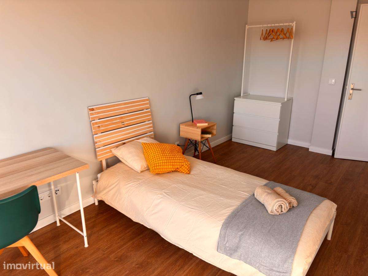 Quarto - localizado em Arroios Lisbon - Grande imagem: 2/25