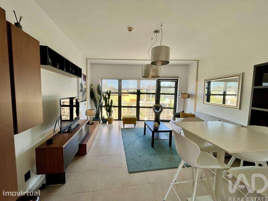 Apartamento T1 em Quinta do Anjo - Grande imagem: 2/21