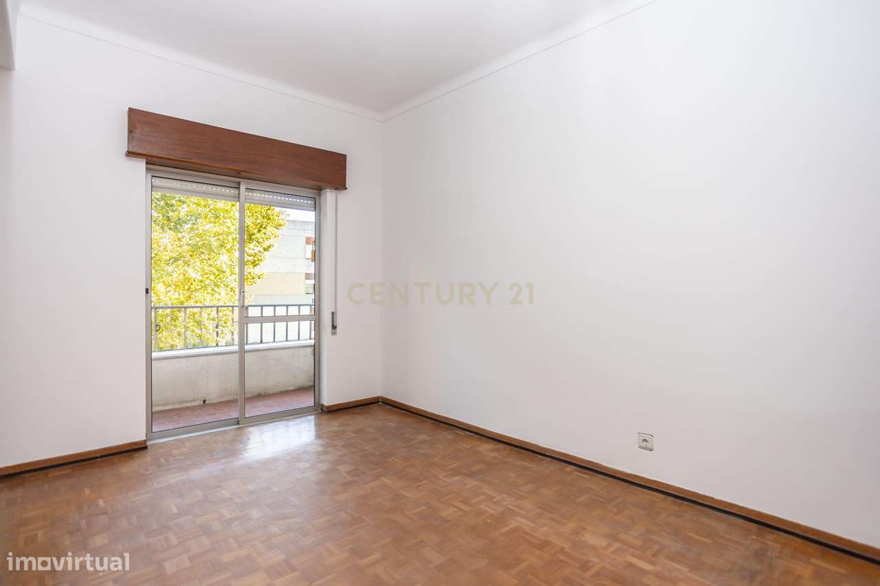 Apartamento T2+1 Quinta Alves da Silva-14