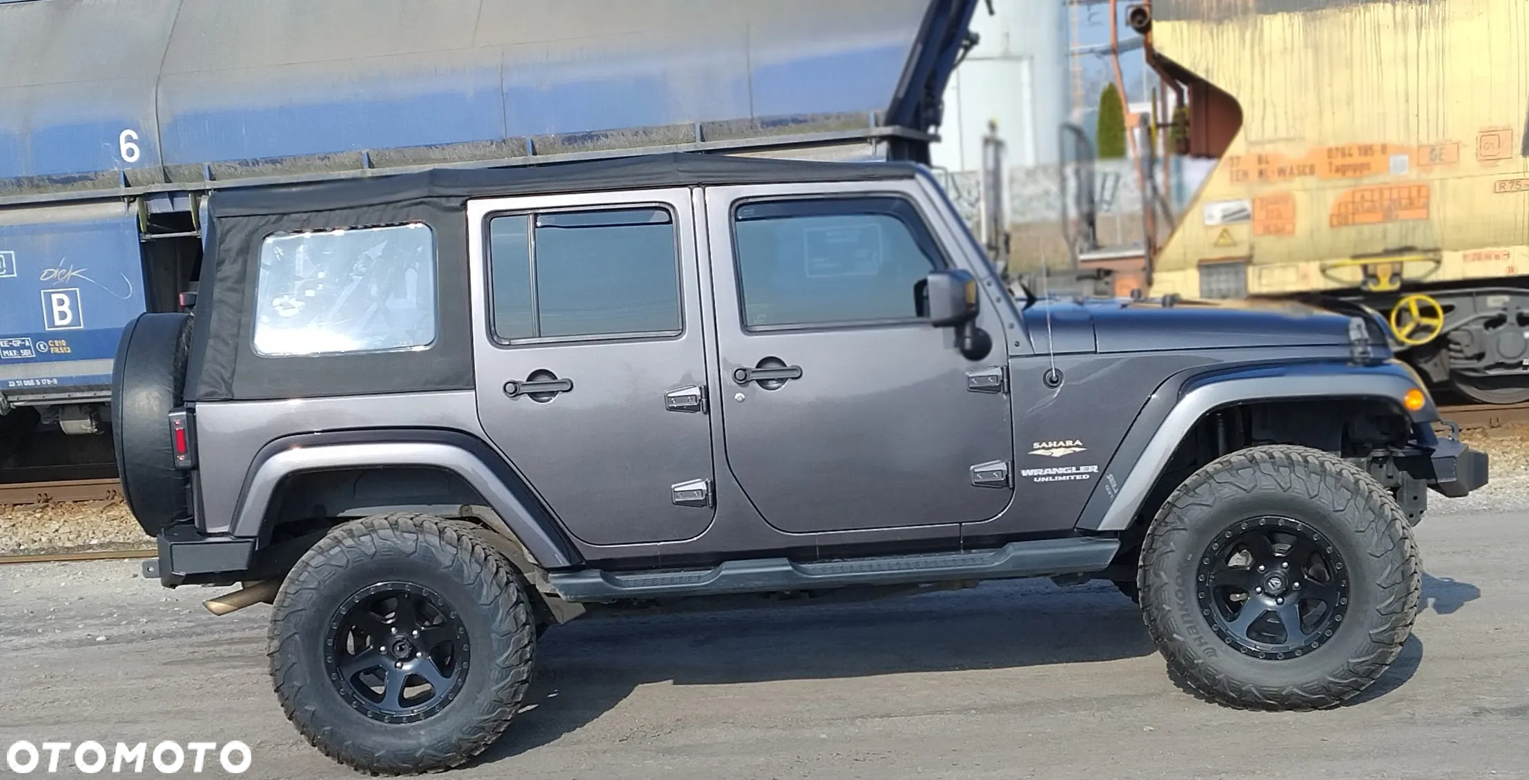 Jeep Wrangler - 22