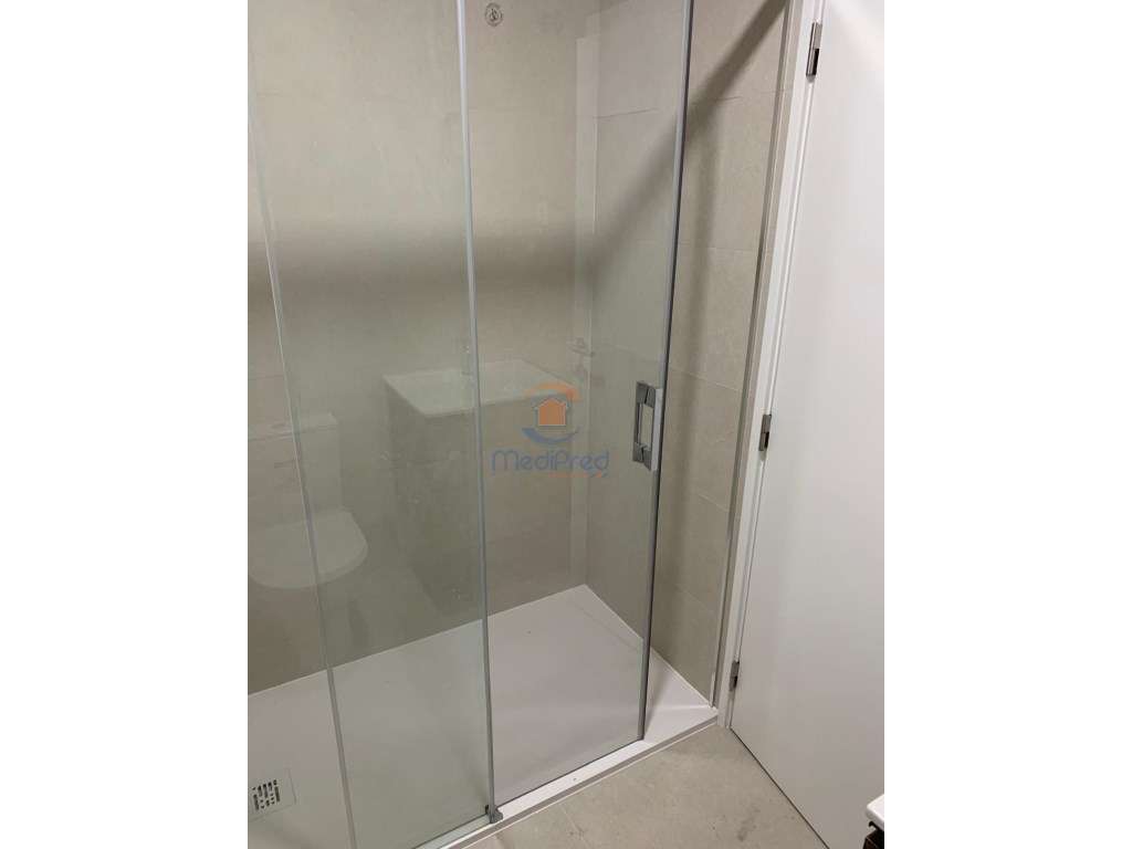 Apartamento T3 totalmente remodelado | Amadora-27