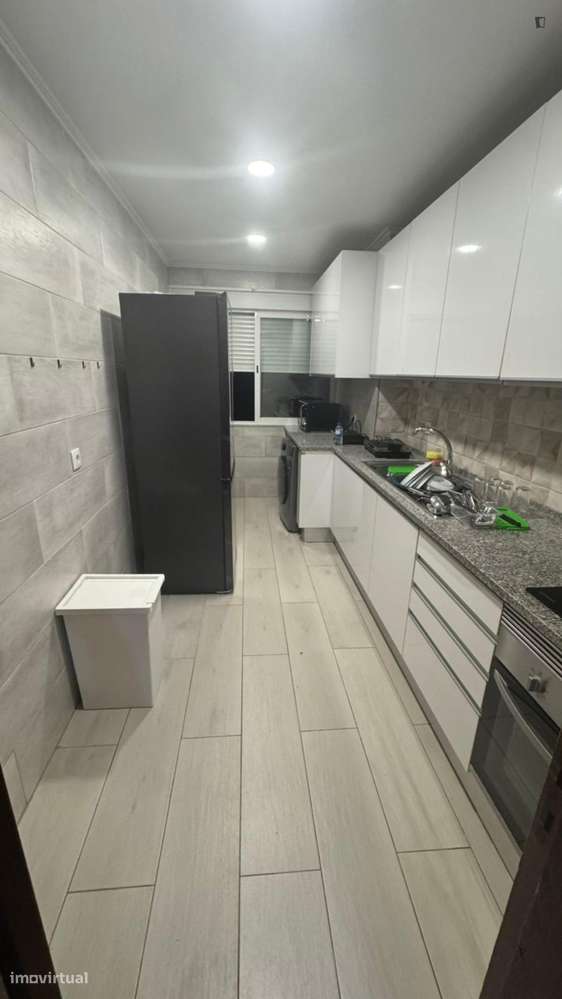 Quarto - localizado em Setubal - Grande imagem: 5/9