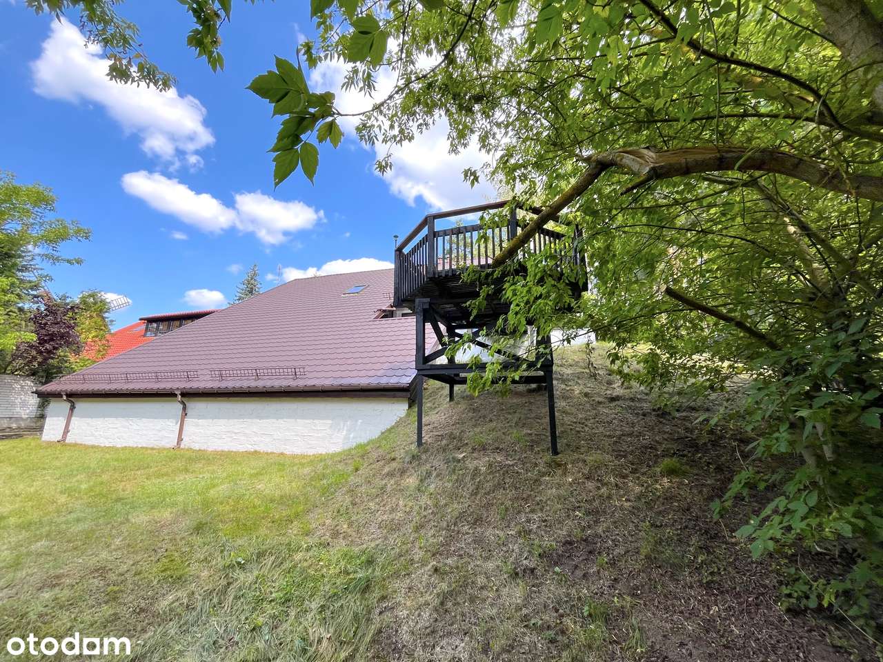 dom w lesie nad zakolem rzeki-15