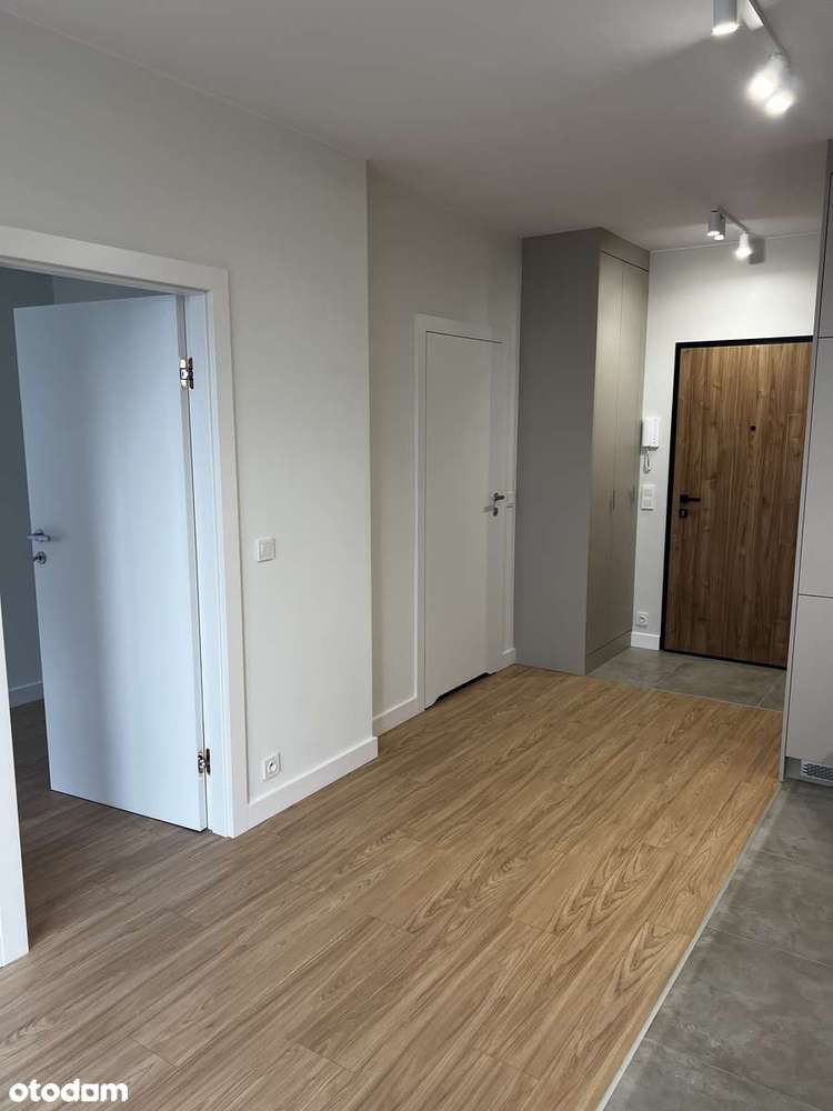 Nowoczesne 2-pokojowe mieszkanie z balkonem - Pełny obrazek: 2/8