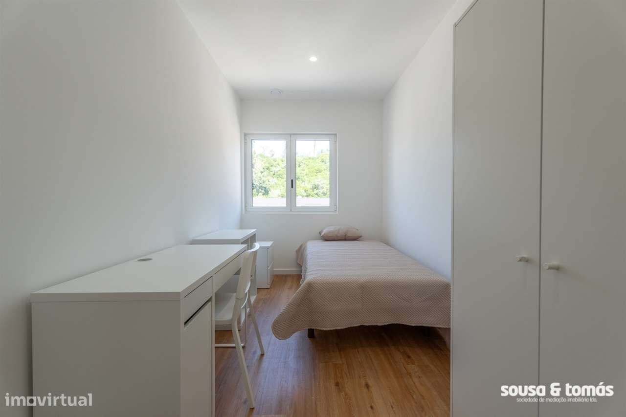 Oportunidade de Investimento – Apartamento T6 Arrendado a Estudantes |-24