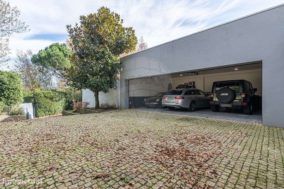 Moradia T4 para venda-48