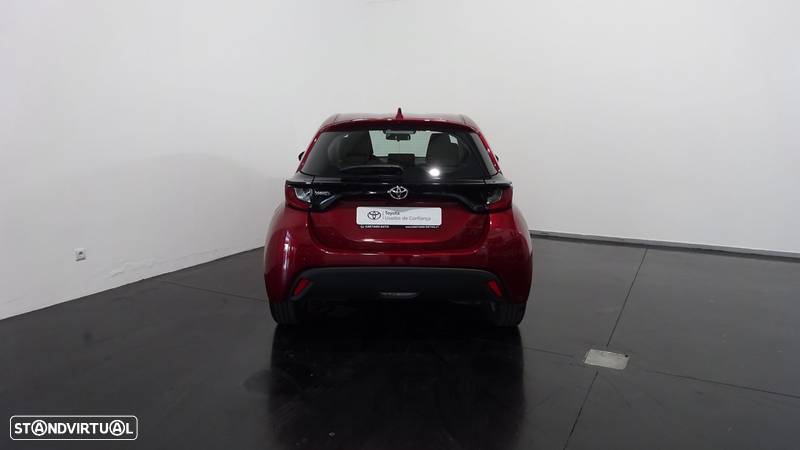 Toyota Yaris 1.0 VVT-i Comfort Plus - 4