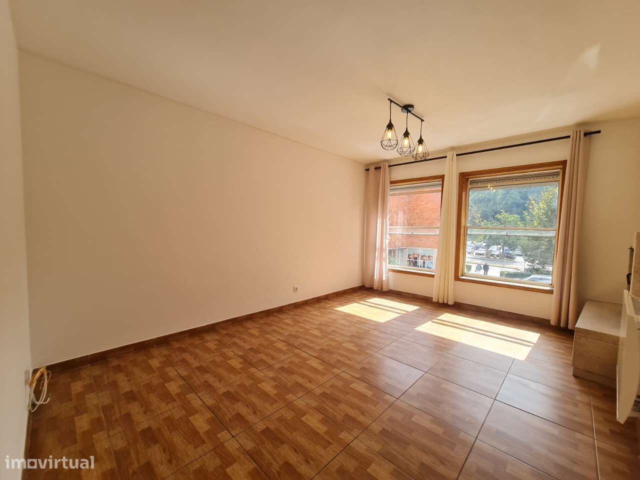 Apartamento T4 com suite e garagem  – em frente ao Metro Pedro Hispano-20