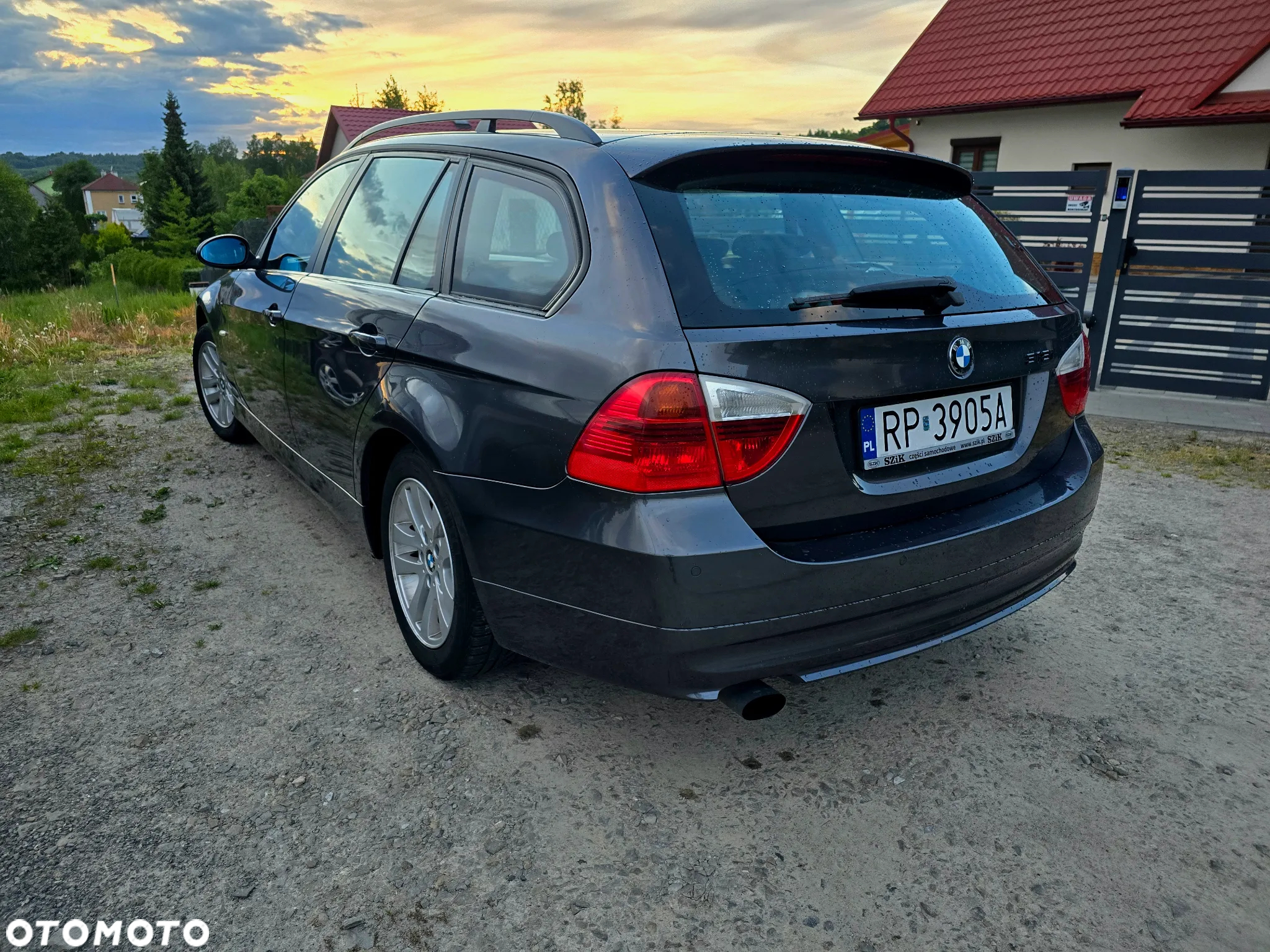 BMW Seria 3 318i - 5