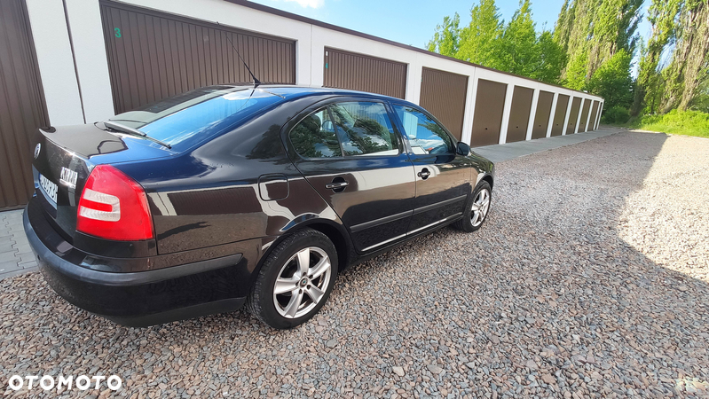 Skoda Octavia 1.8 T FSI Ambiente - 2