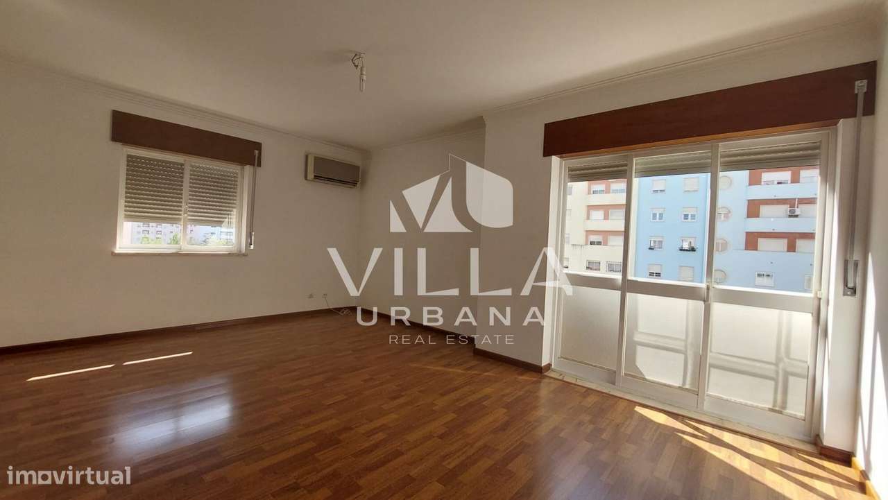Apartamento T1 - Santa Marta do Pinhal, Corroios-25