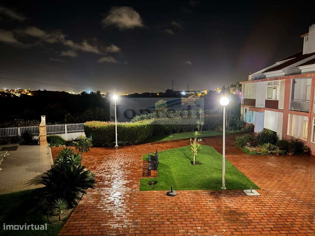 Apartamento Duplex T3+1 em Condomínio Fechado com piscina.-39