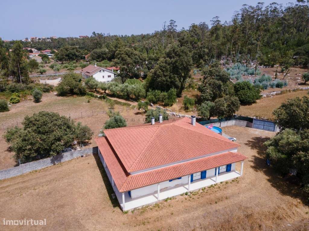 Moradia Térrea T3 com Terreno 1600m2 - Giesteira - Fátima-35