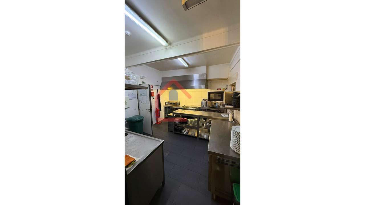 Loja T0 em Portugal-18