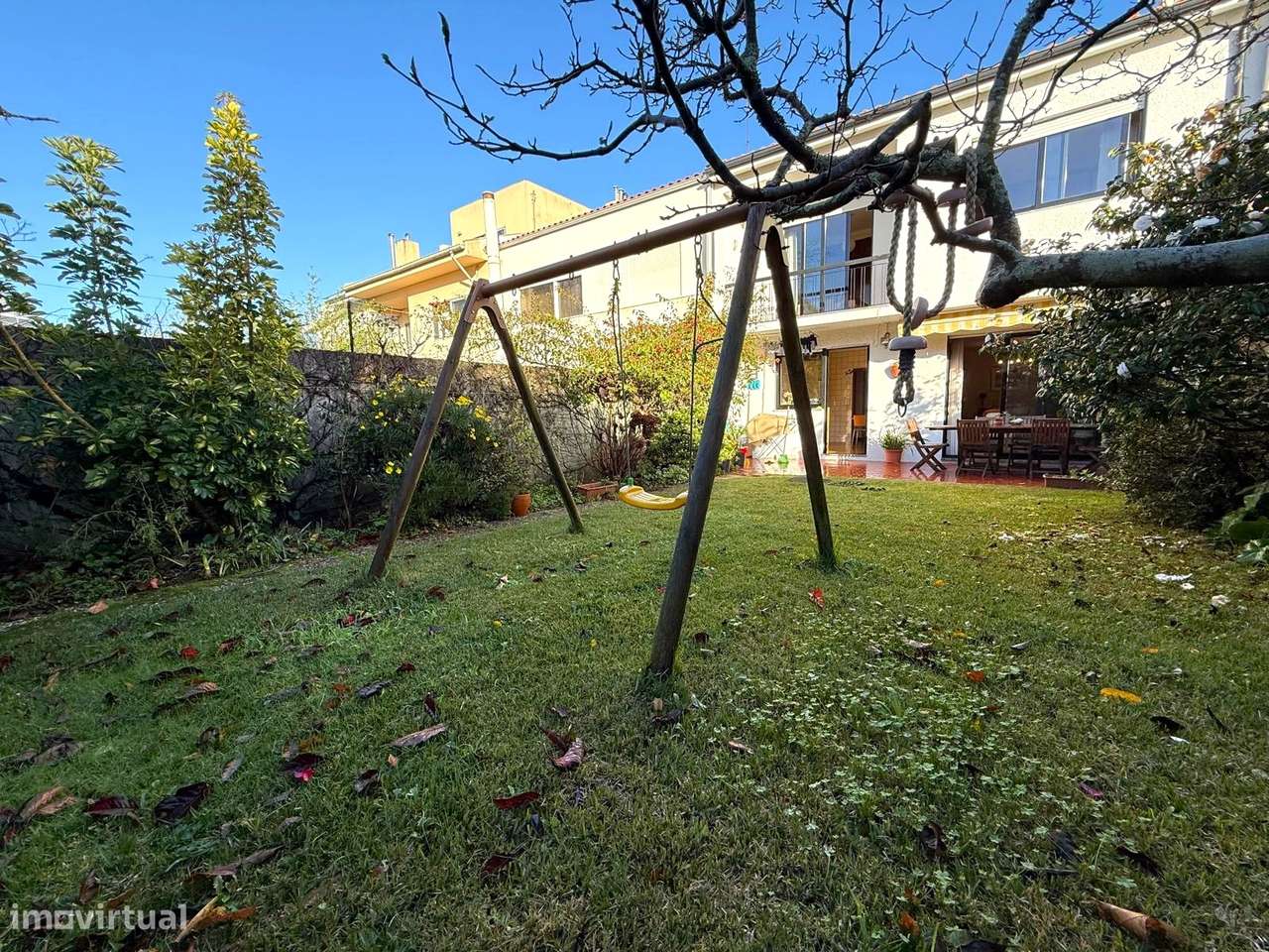 Moradia T4 +1 com jardim em Nevogilde - Grande imagem: 2/32