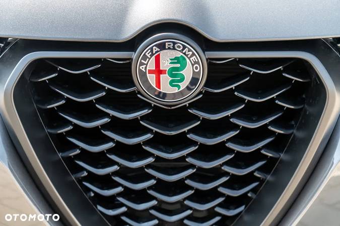 Alfa Romeo Tonale 1.5 T4 GSE Hybrid Veloce DCT - 5