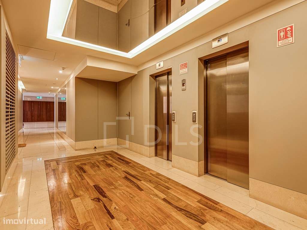 Apartamento T3 para arrendamento na Rua do Salitre, Lisboa - Grande imagem: 2/40