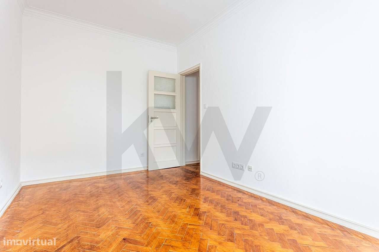 T1 remodelado em Campo de Ourique - Grande imagem: 4/18