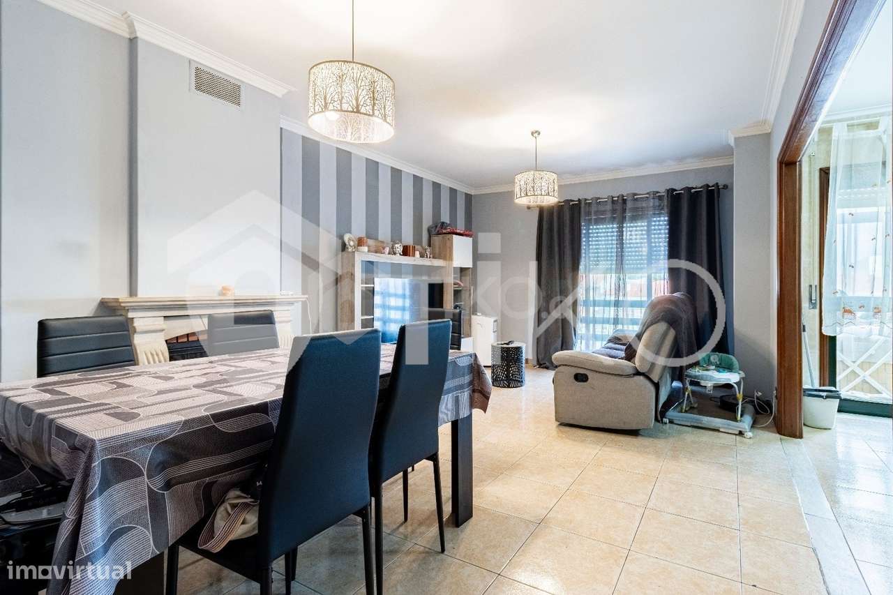 T3 em Avenida S. Salvador Grijó - Grande imagem: 5/19