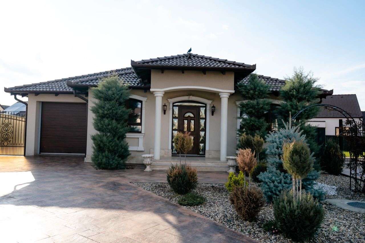 Investiții imobiliare în terenuri într-o comunitate dezvoltată!-16