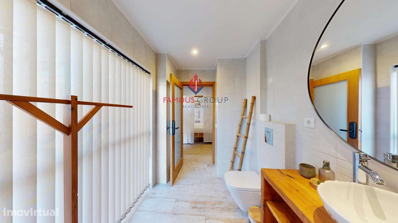 Prédio Histórico com Alojamento Local, Restauração e Espaço...-51