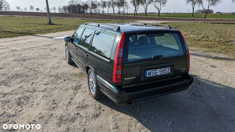 Volvo V70 R 2.3 AWD - 13