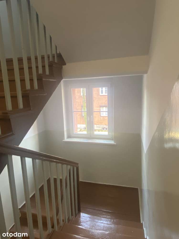 Mieszkanie z potencjałem do kapitalnego remontu - świetna lokalizacja! - Pełny obrazek: 2/6