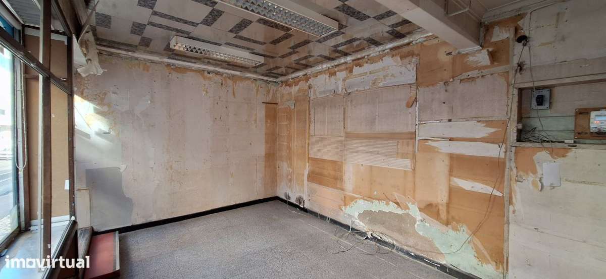 Loja para venda na Ajuda – Boa oportunidade de investimento!-5