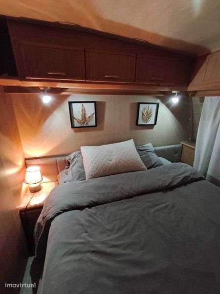 Caravana/ Roulote com avançado - Grande imagem: 4/12