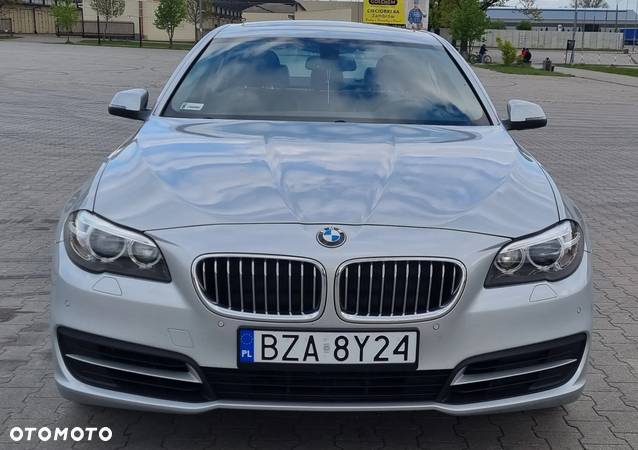 BMW Seria 5 535i Luxury Line - 2