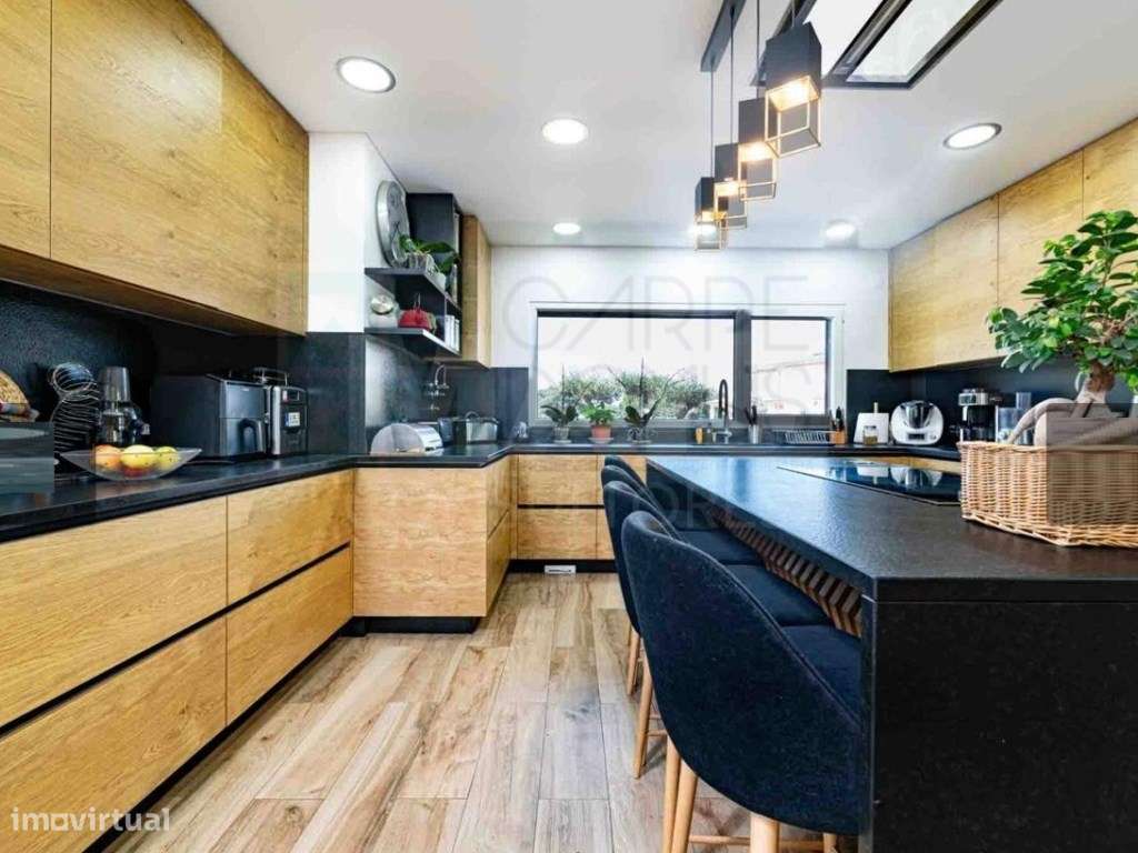 Magnifica moradia T4 com piscina na Urbanização Aroeira, em Santo E...-18