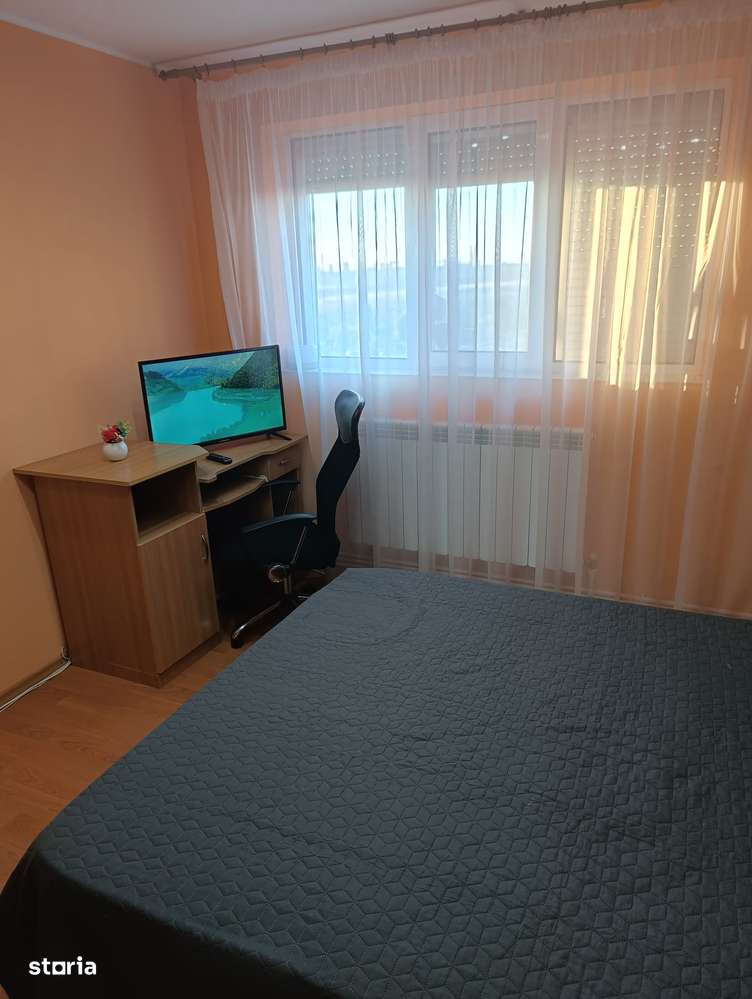 Apartament cu 2 camere in Micro 18 - Imagine principală: 5/11