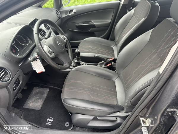 Opel Corsa 1.3 CDTi Cosmo - 23