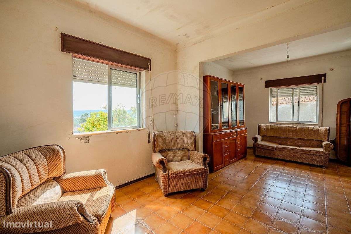 Moradia T2 para venda-5