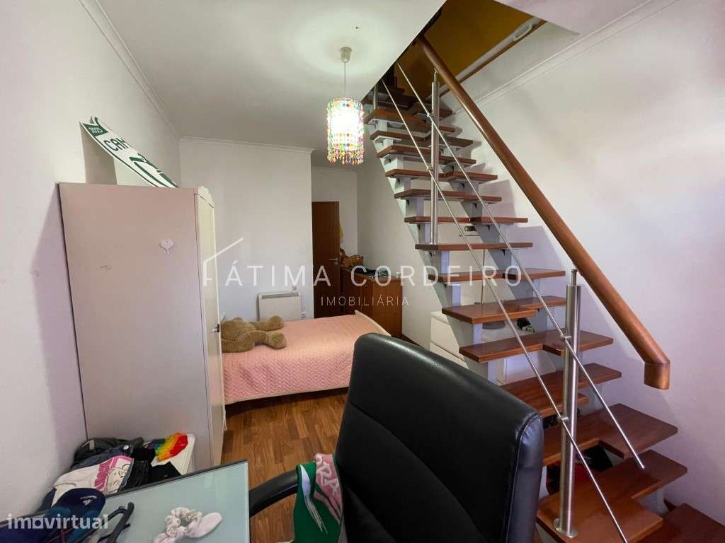 Excelente Moradia T3+1 com garagem em zona privilegiada-15