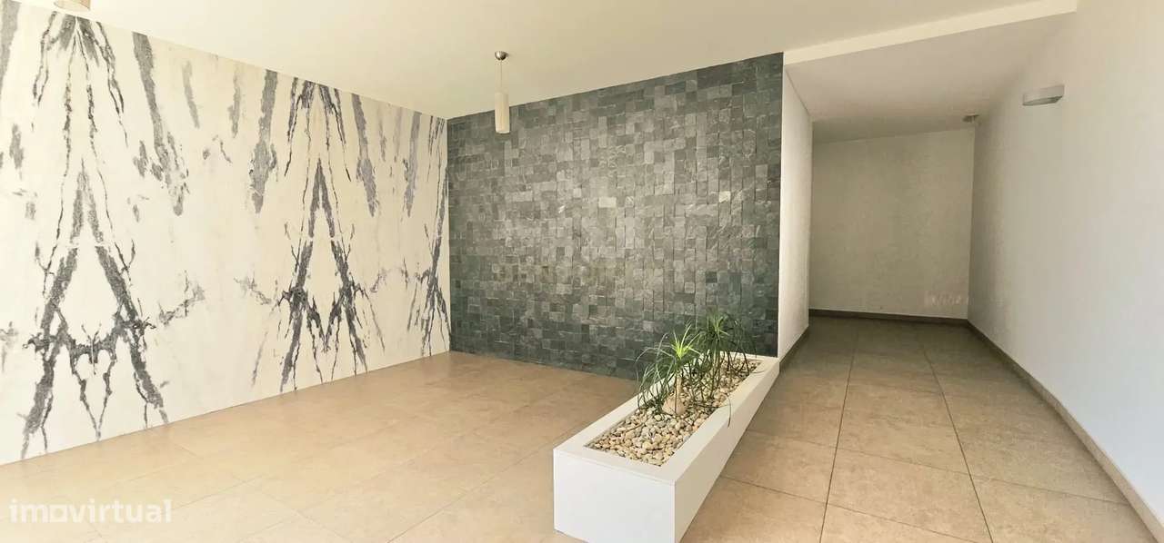 Apartamento T3 de Luxo em Braga – Ferreiros, Zona Nobre-47